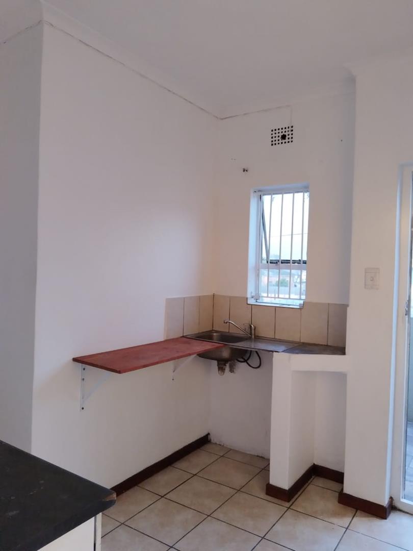 To Let 1 Bedroom Property for Rent in Strand South Western Cape